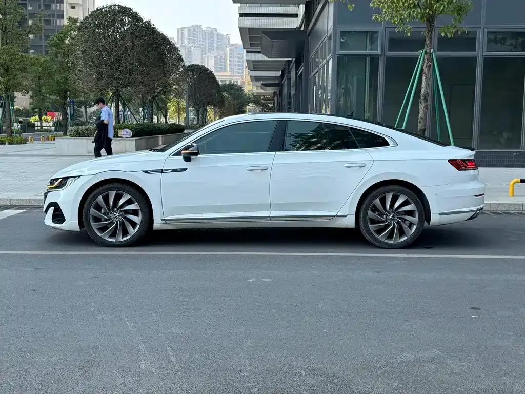 Volkswagen CC — фото 6