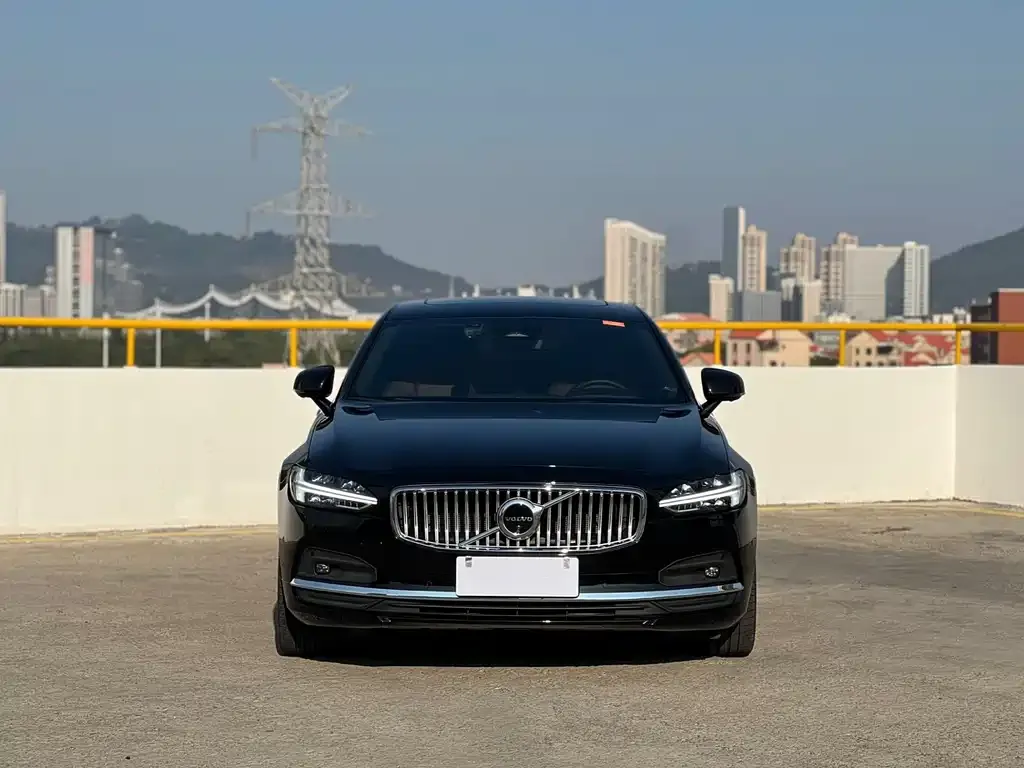 Volvo S90 — фото 10