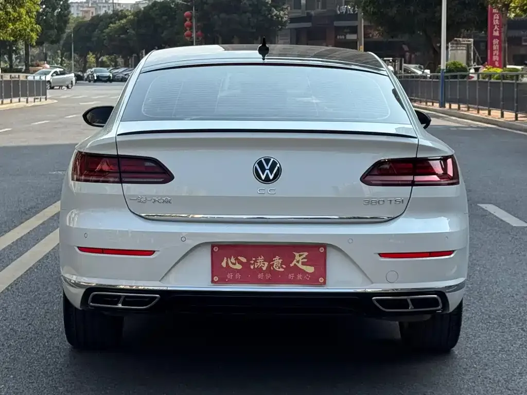 Volkswagen CC — фото 3