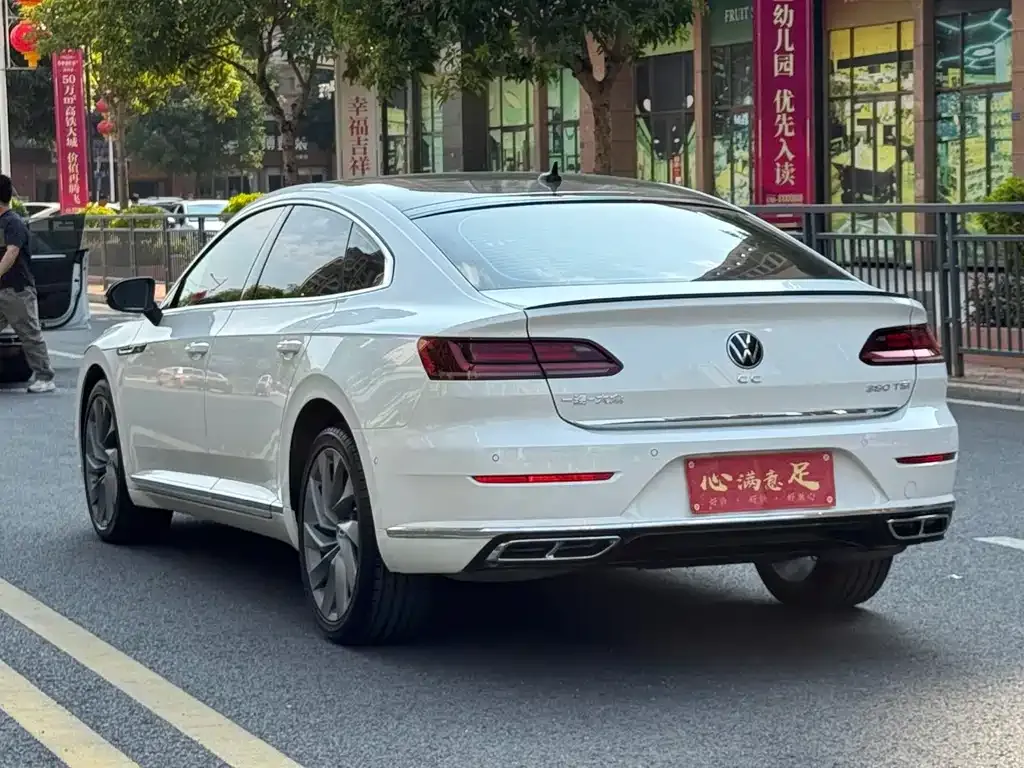 Volkswagen CC — фото 4