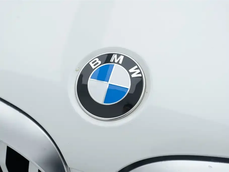 BMW X3 — фото 8