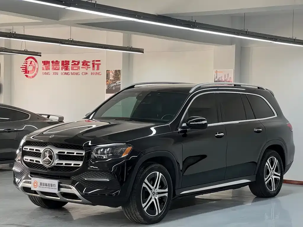 Mercedes-Benz GLS — фото 1