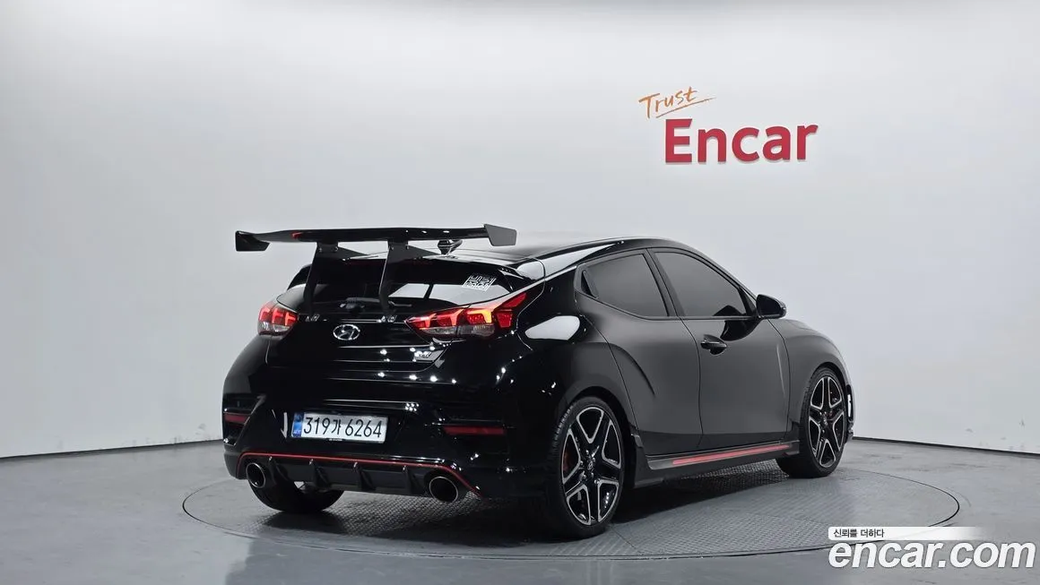 Hyundai Veloster — фото 4