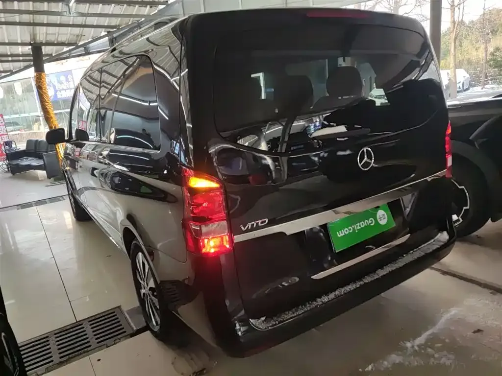 Mercedes-Benz Vito — фото 10