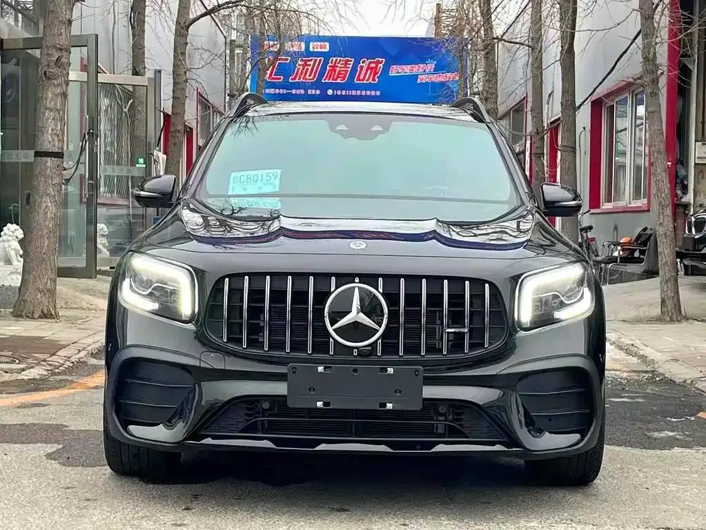 Mercedes-Benz GLB AMG — фото 7