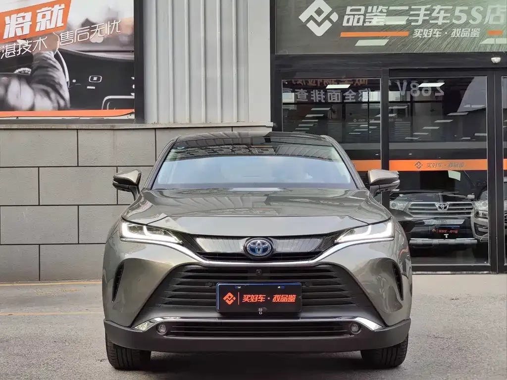 Toyota Harrier — фото 7