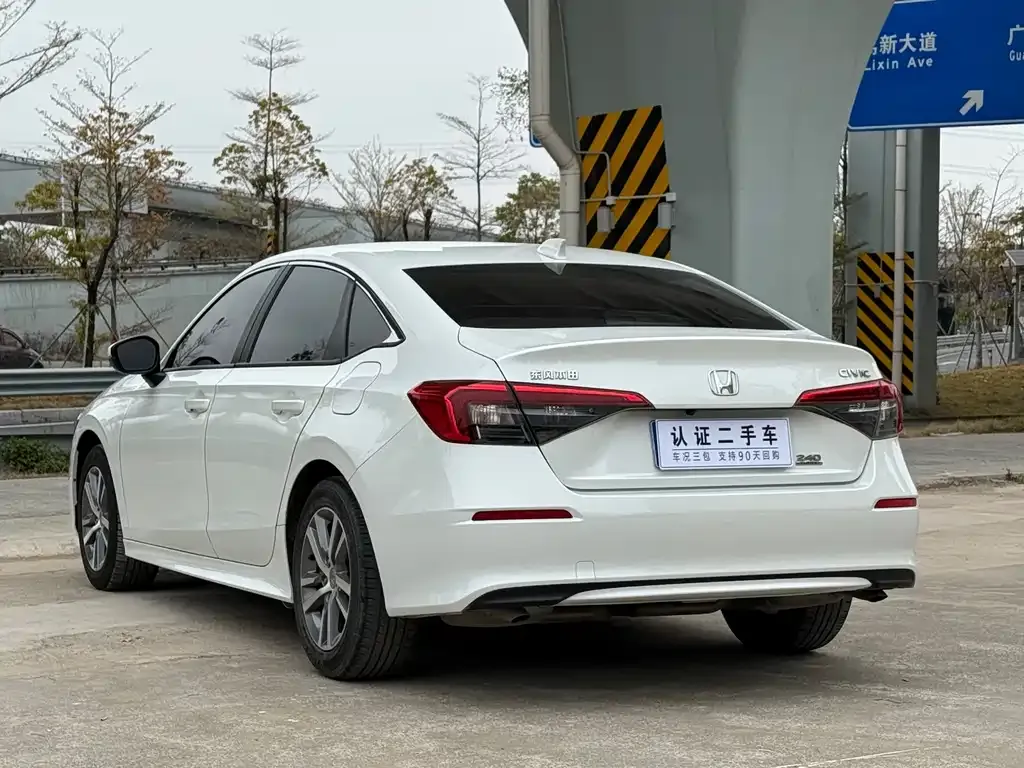 Honda Civic — фото 3