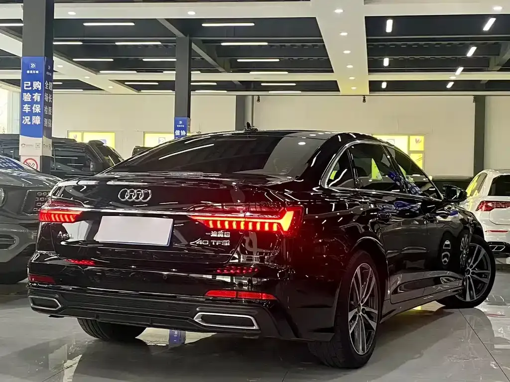 Audi A6L — фото 9
