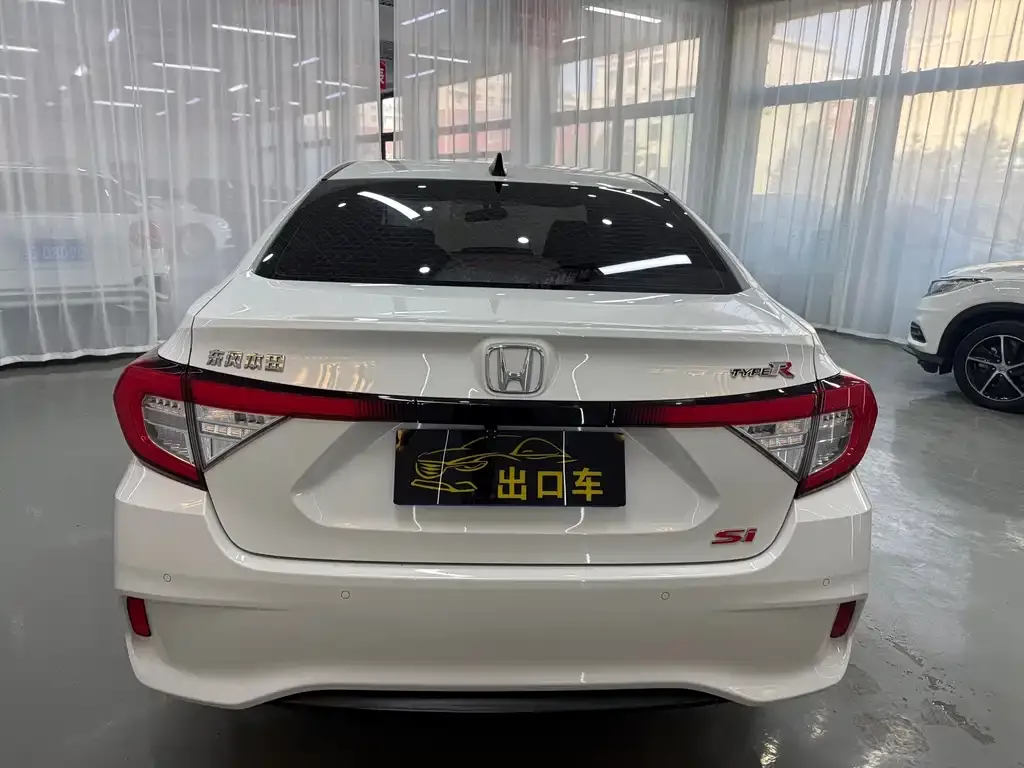 Honda Envix — фото 10