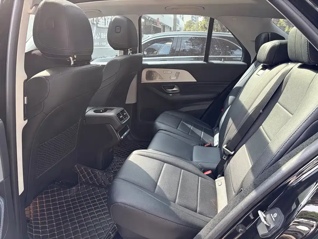 Mercedes-Benz GLE — фото 3