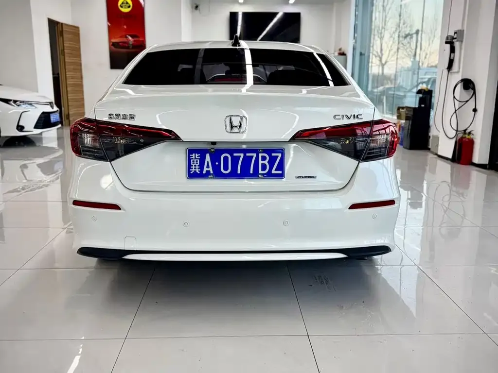 Honda Civic — фото 9