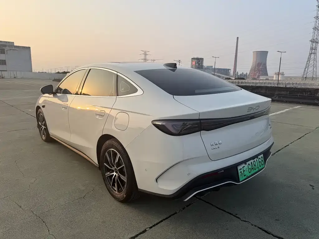 BYD Seal 06 — фото 9