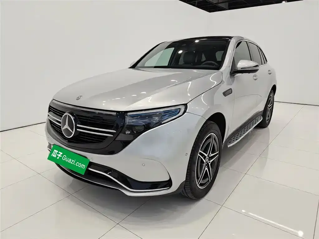 Mercedes-Benz EQC — фото 1