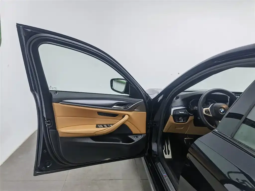 BMW 5 Series (Import) — фото 5