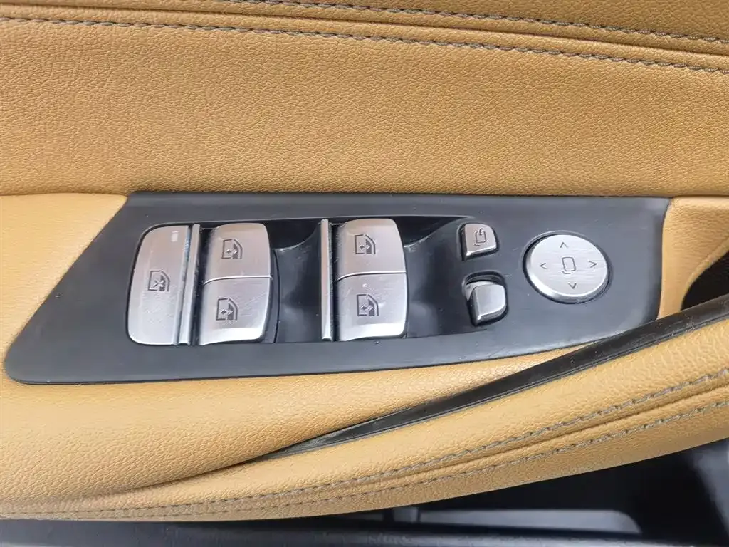 BMW 5 Series (Import) — фото 10
