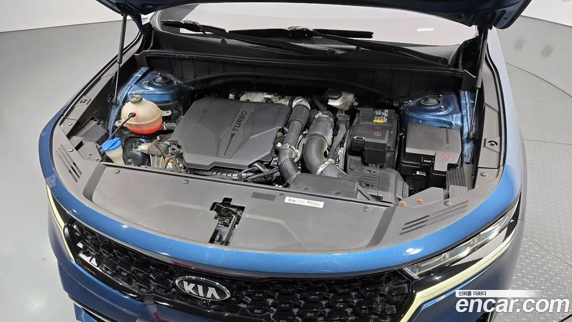 Kia Sorento — фото 6
