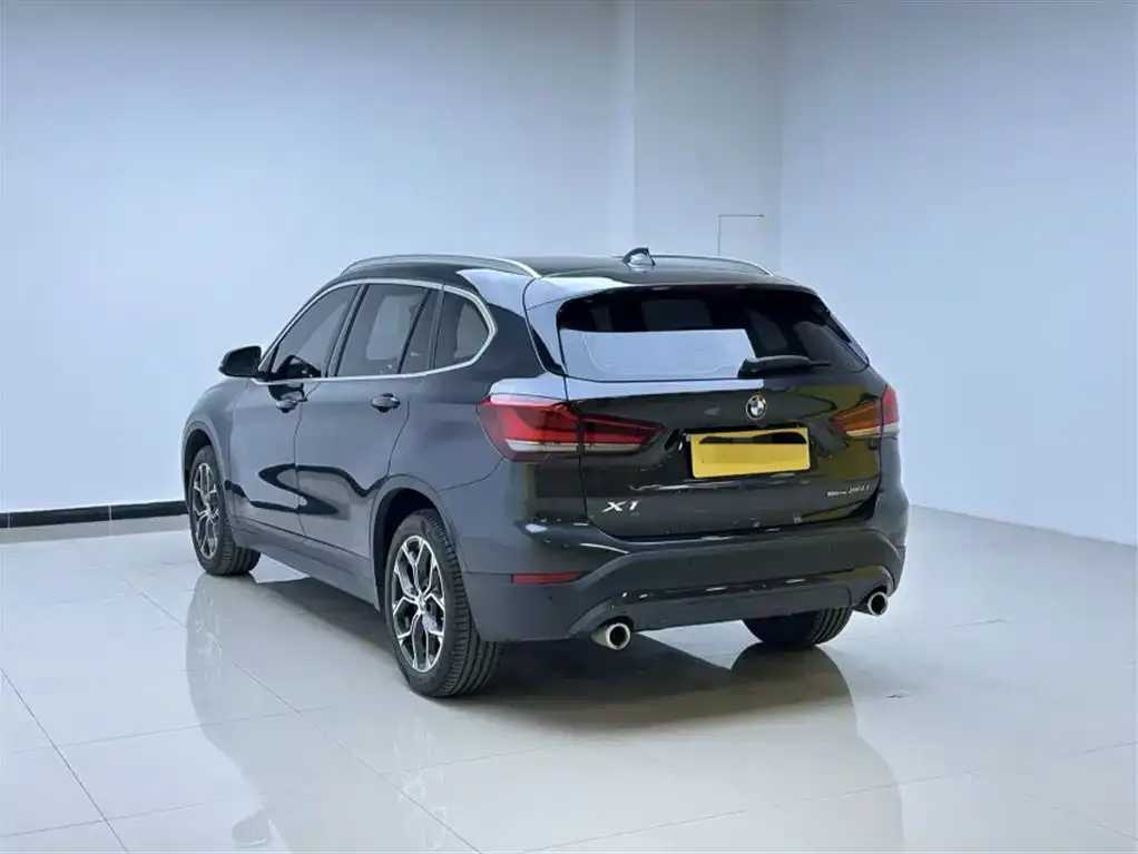 BMW X1 — фото 2