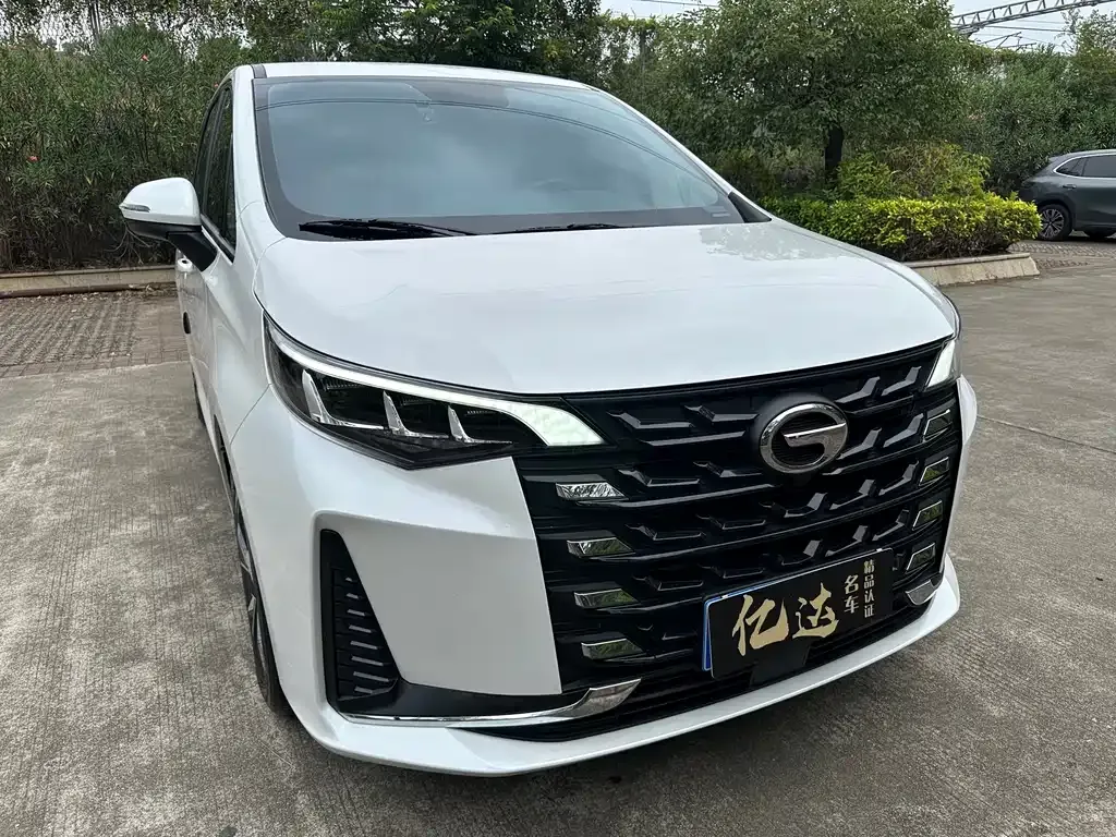 GAC Motor Trumpchi M6 — фото 2