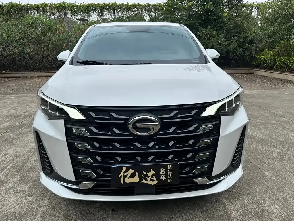 GAC Motor Trumpchi M6 — фото 9
