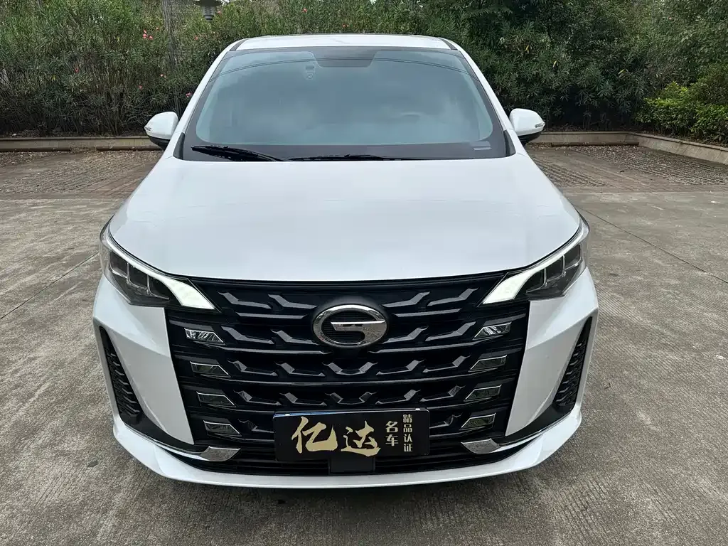 GAC Motor Trumpchi M6 — фото 6