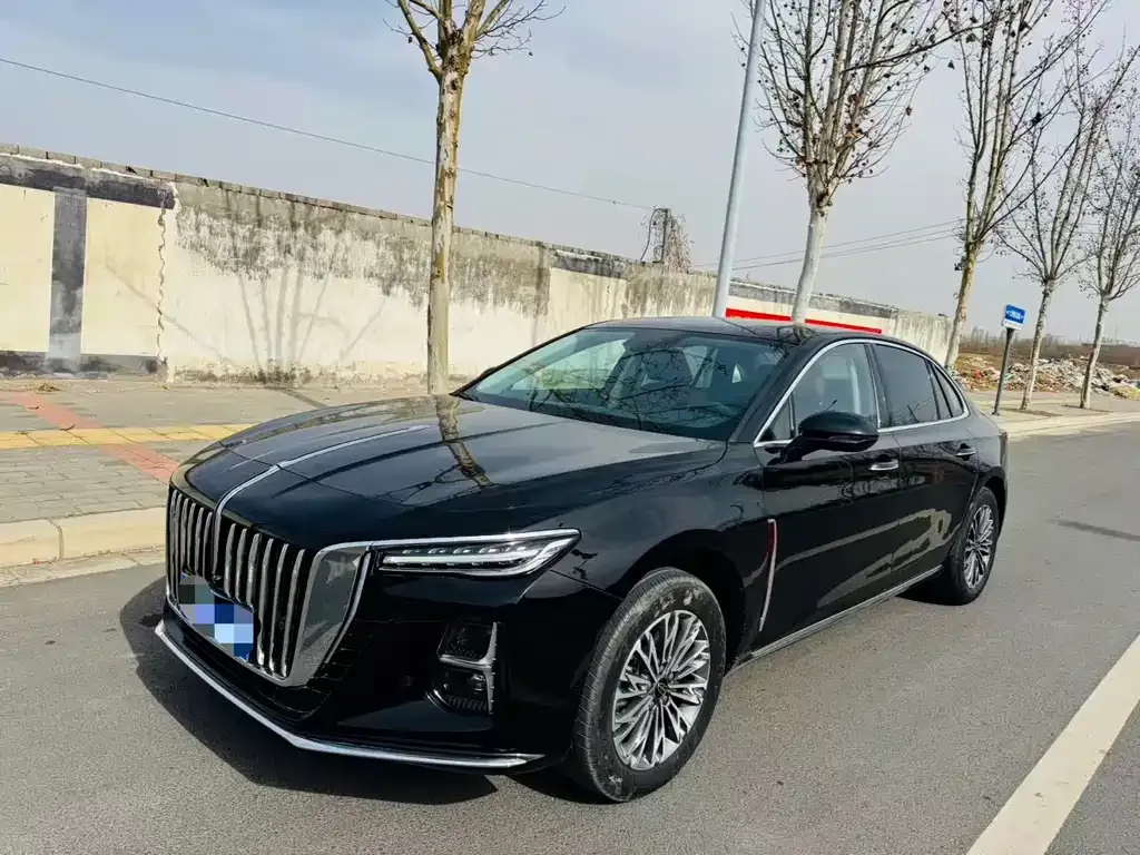 Hongqi H5 — фото 1