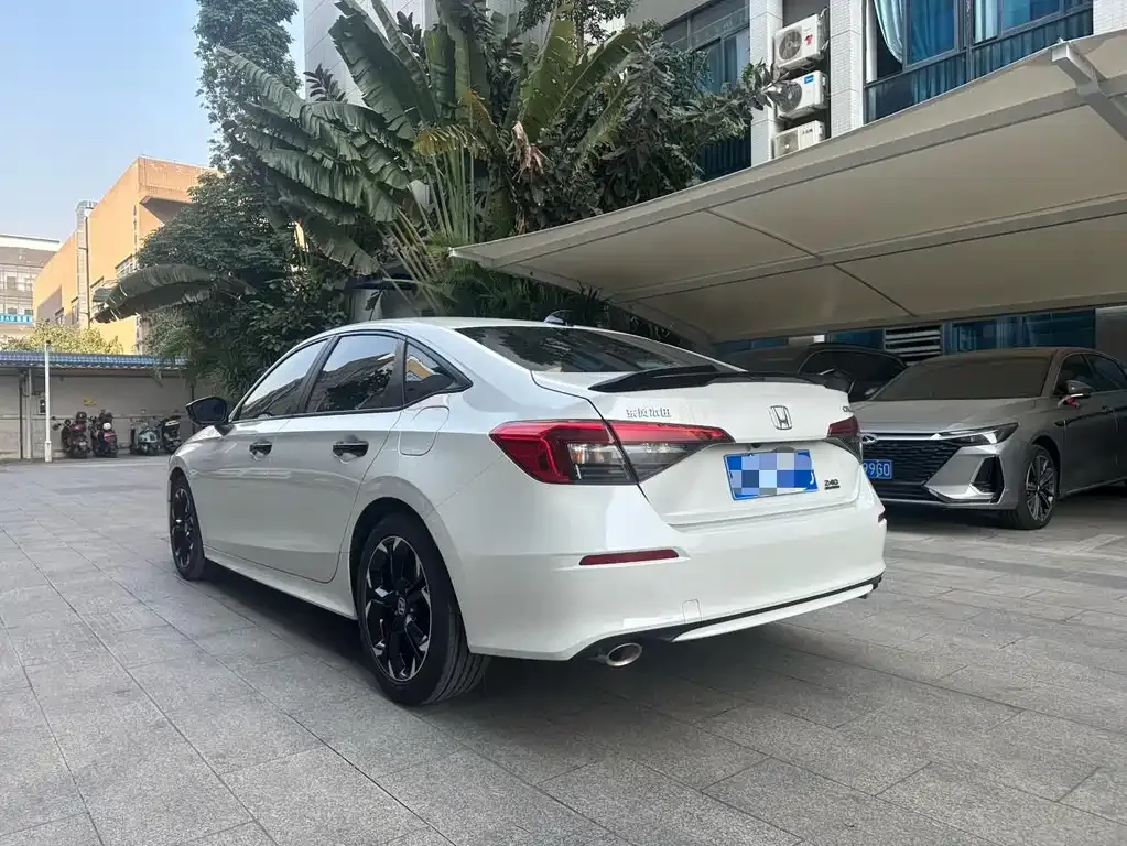 Honda Civic — фото 9