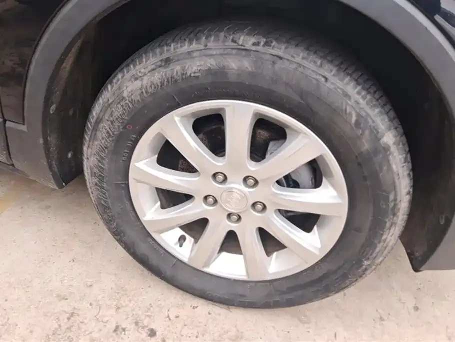 Buick Envision Plus — фото 3