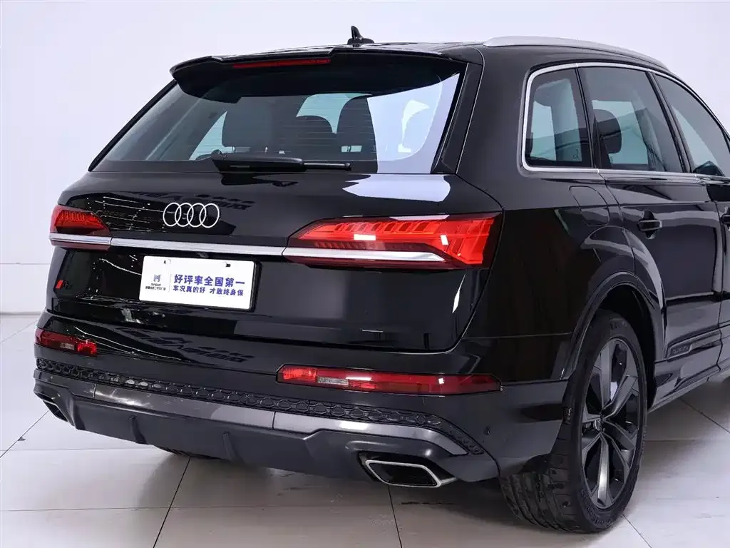Audi Q7 — фото 7