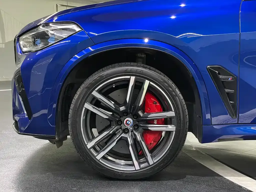 BMW X5 M — фото 7