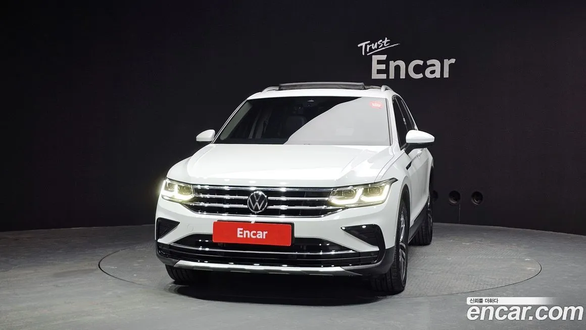 Volkswagen Tiguan — фото 7