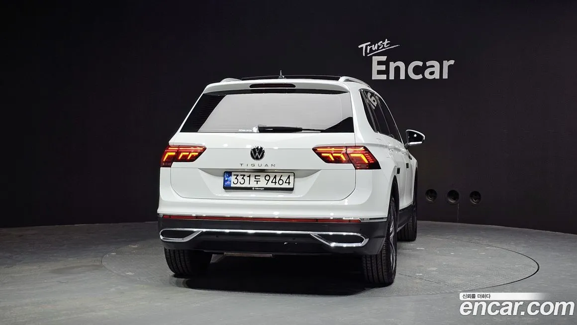 Volkswagen Tiguan — фото 2