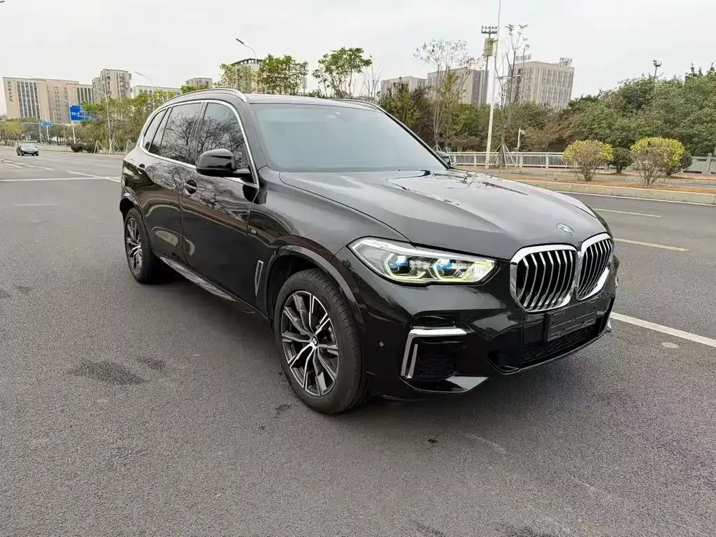 BMW X5 — фото 7