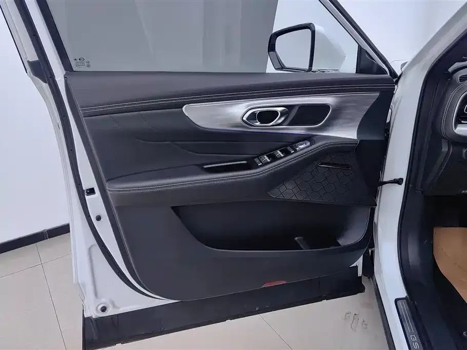GAC Motor Trumpchi GS8 — фото 7