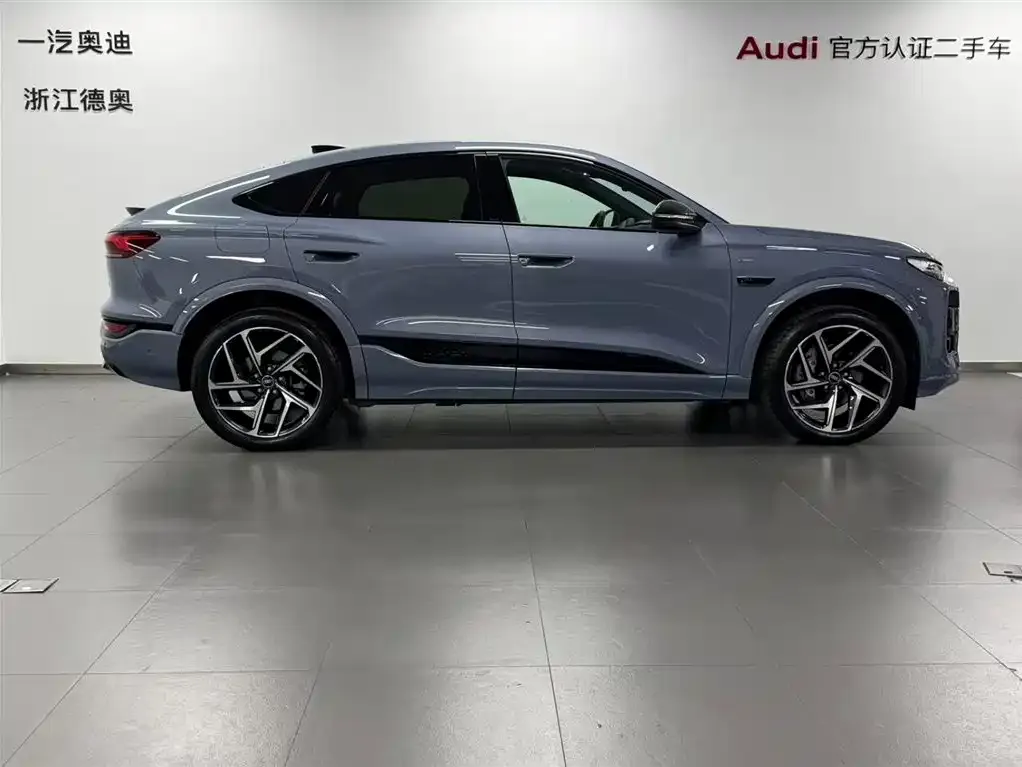 Audi Q6L e-tron — фото 3