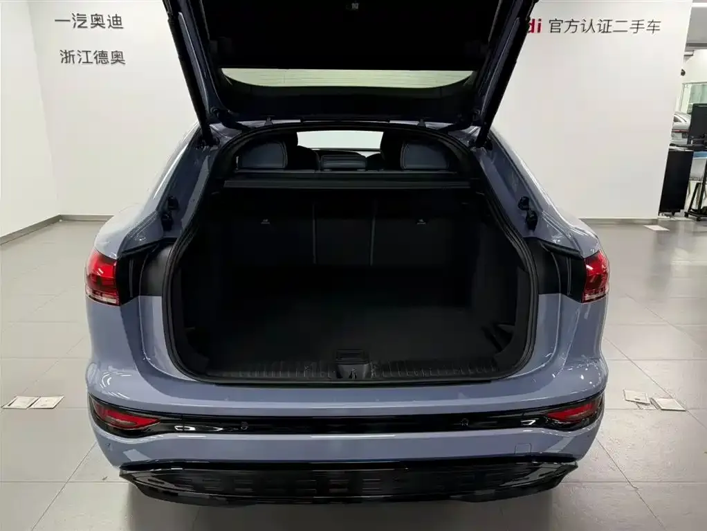 Audi Q6L e-tron — фото 7