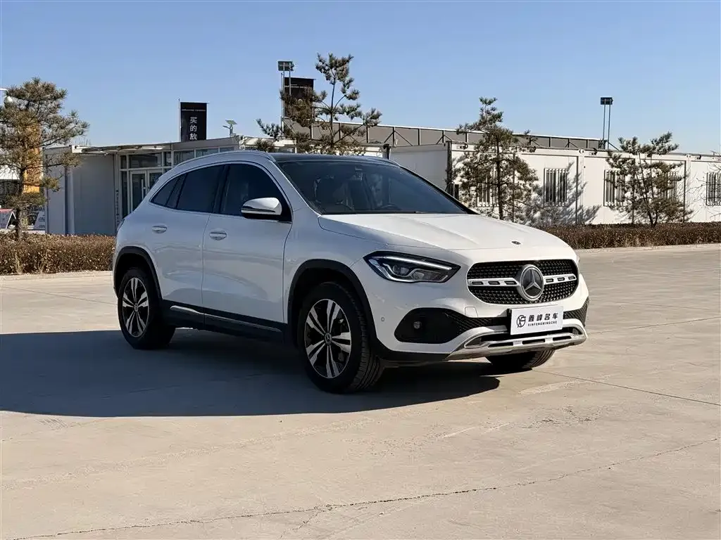 Mercedes-Benz GLA — фото 5