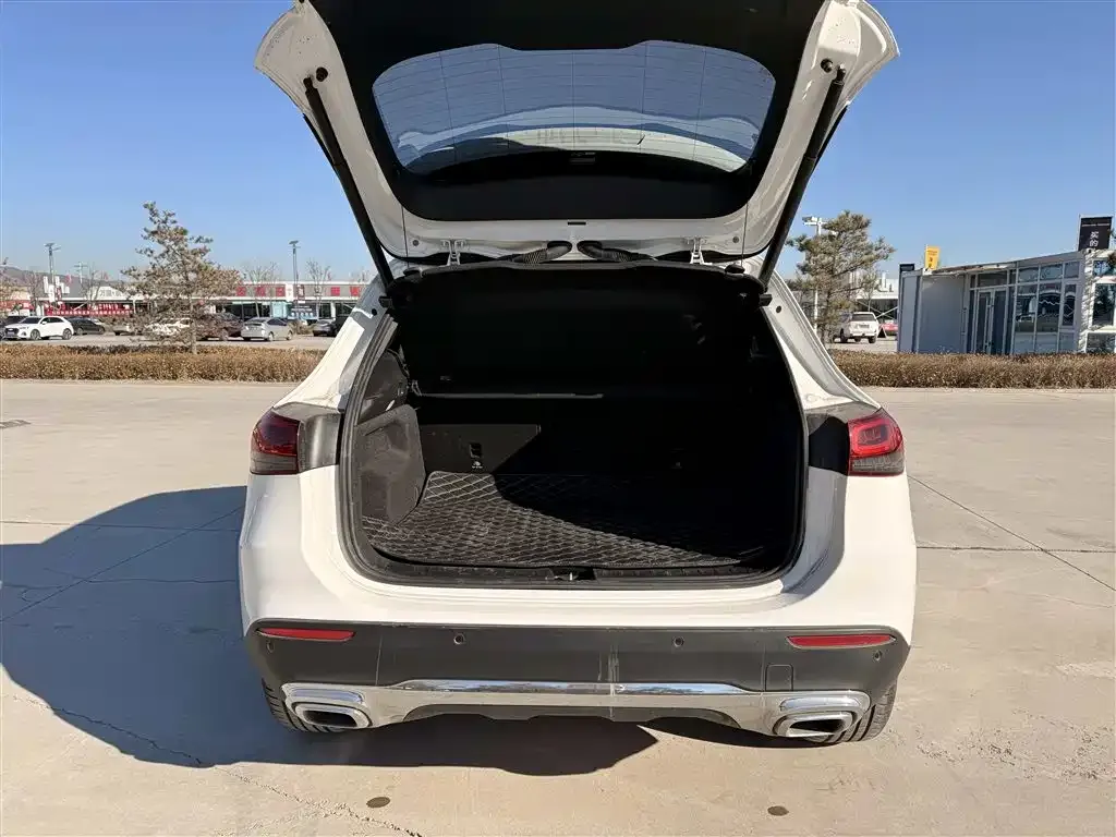 Mercedes-Benz GLA — фото 3