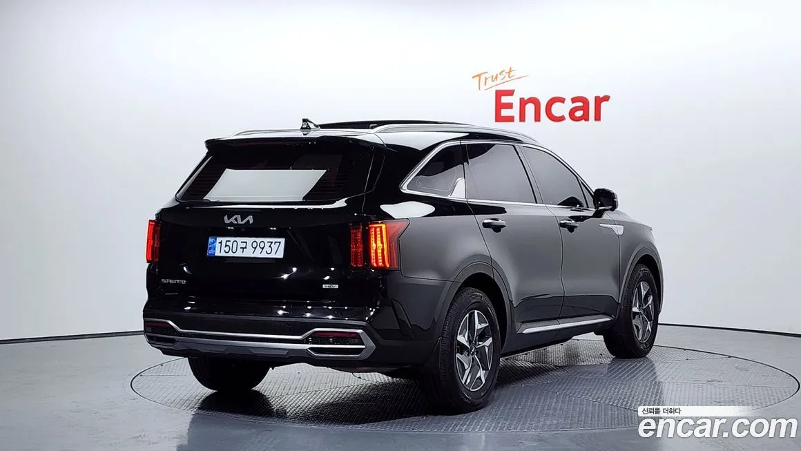 Kia Sorento — фото 4