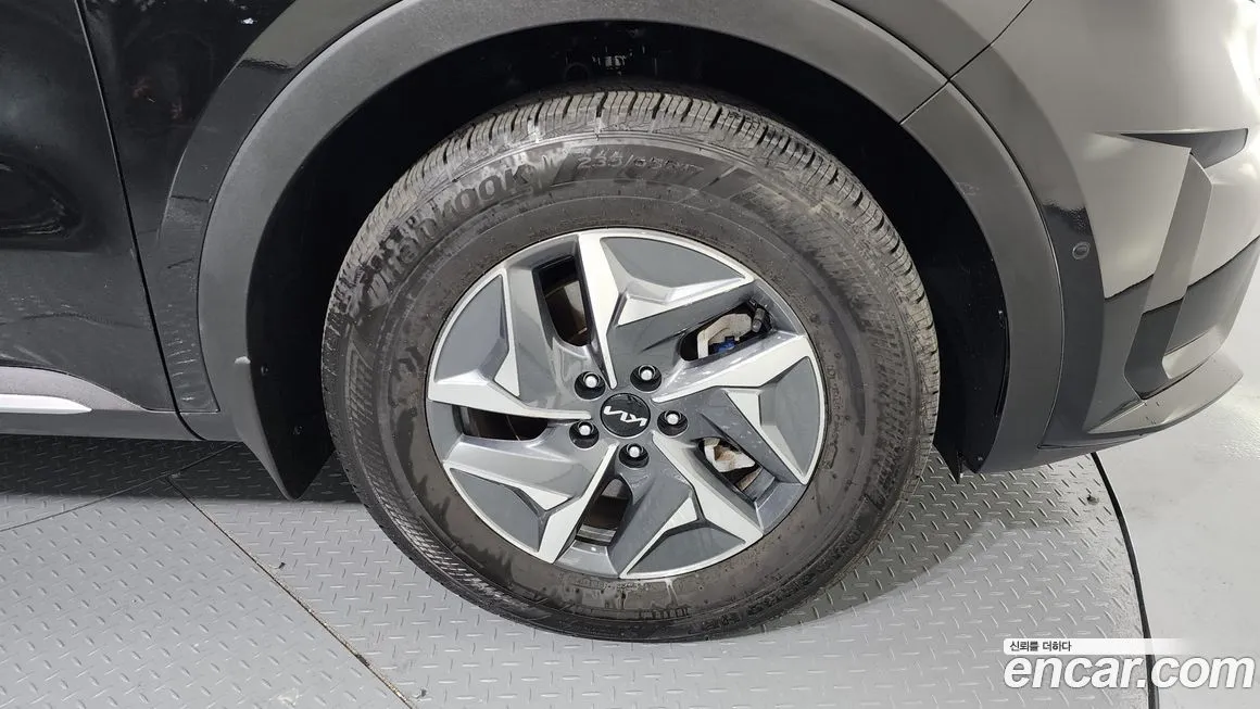 Kia Sorento — фото 10