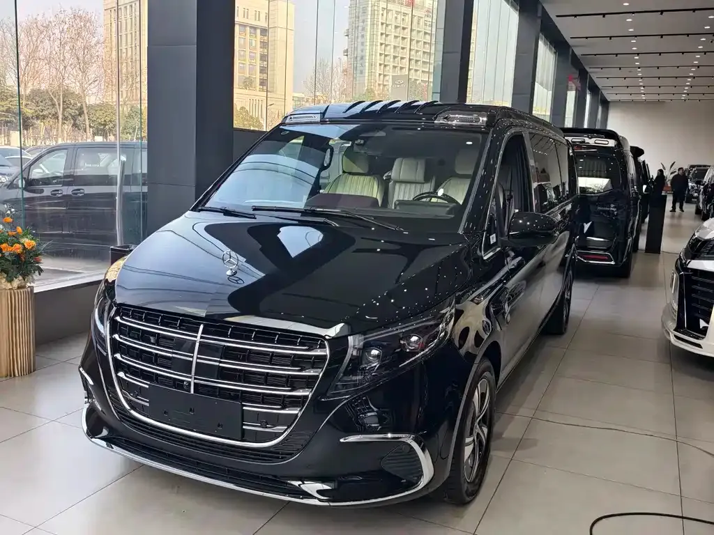 Mercedes-Benz Vito — фото 1