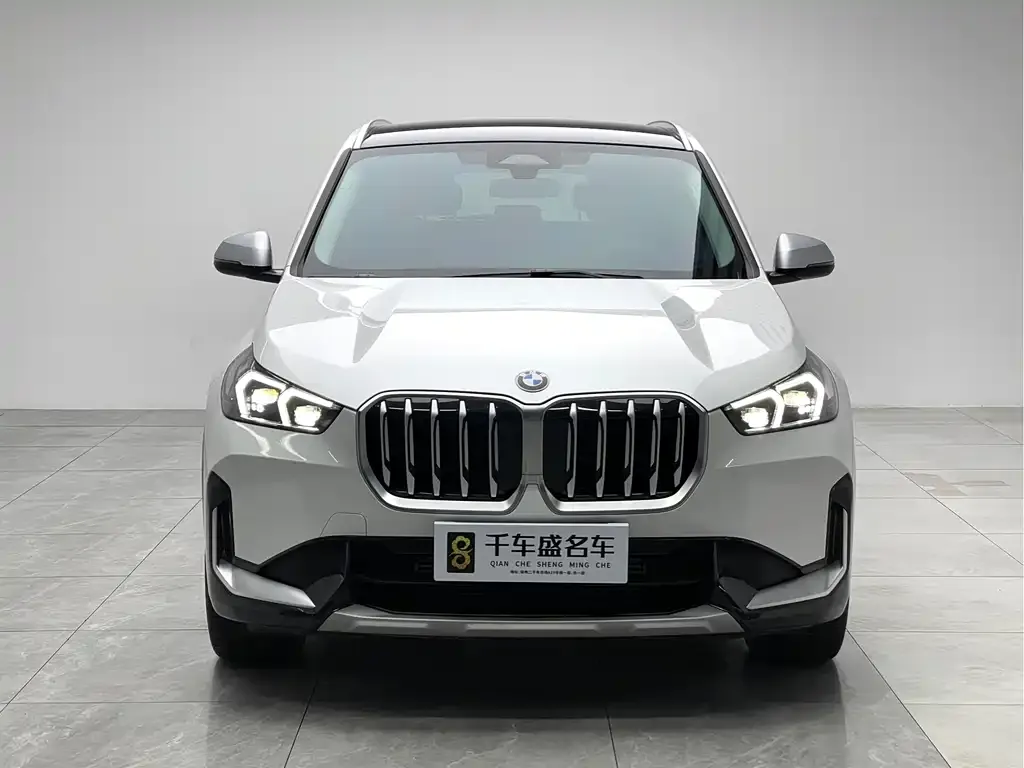 BMW X1 — фото 10