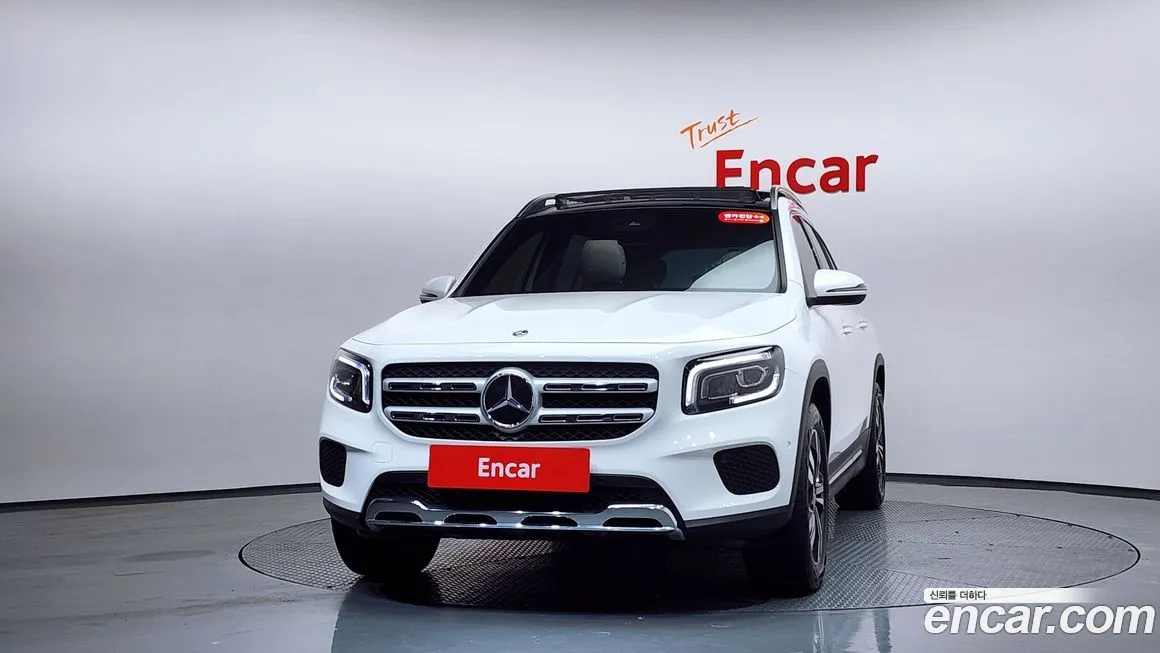 Mercedes-Benz GLB-Class — фото 6