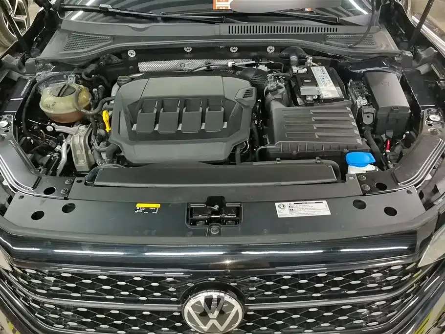 Volkswagen Passat — фото 10