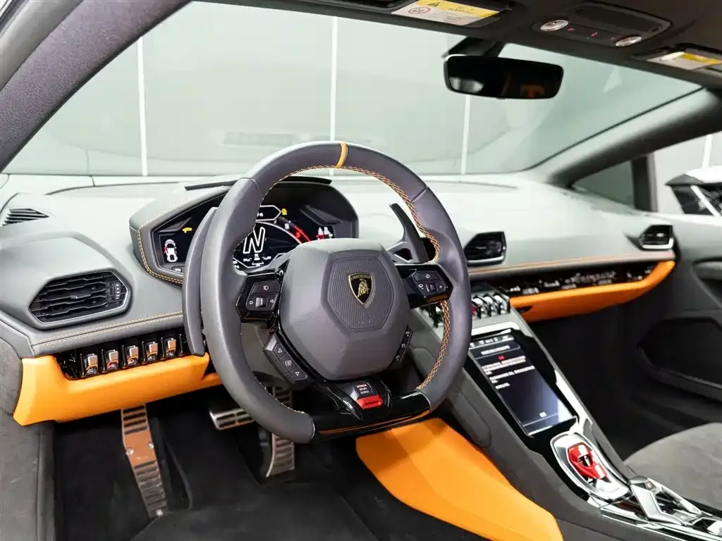 Lamborghini Huracan — фото 10
