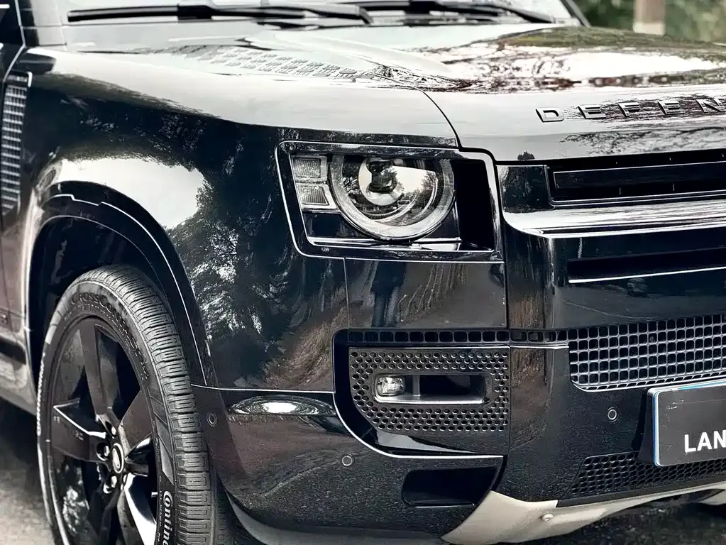 Land Rover Defender — фото 7
