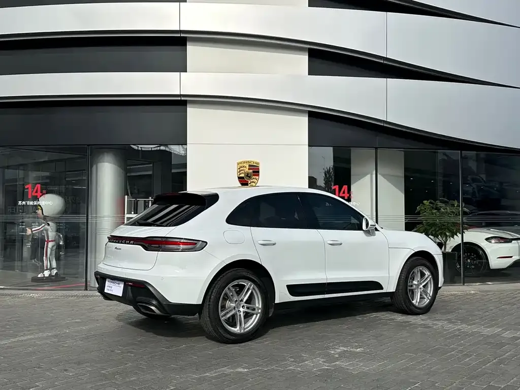 Porsche Macan — фото 8