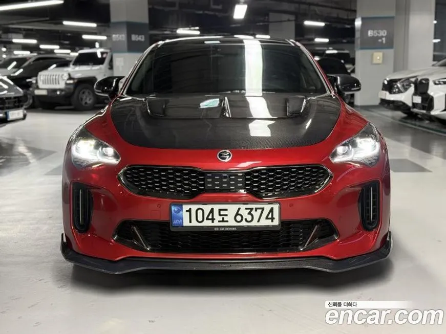Kia Stinger — фото 1