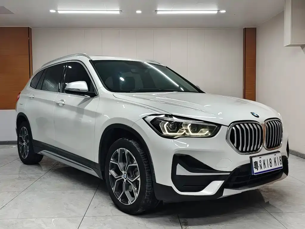 BMW X1 — фото 6