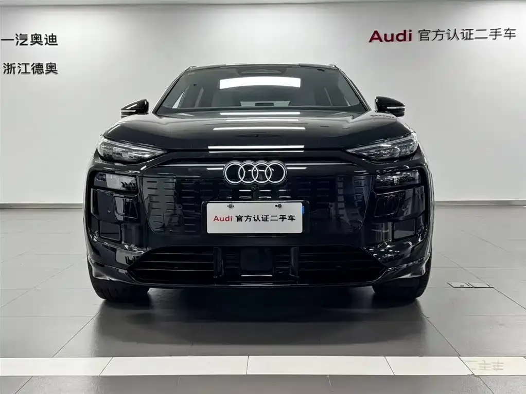 Audi Q6L e-tron — фото 3