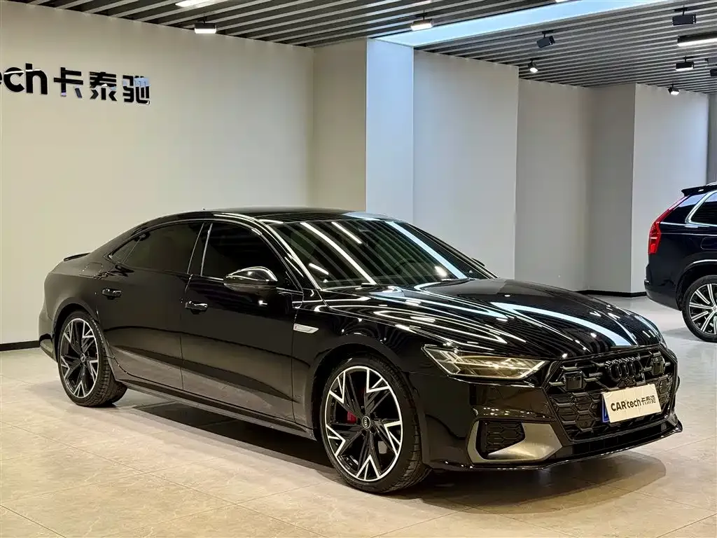 Audi A7L — фото 2